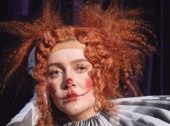 Харьковская певица KOLA выпустила эмоциональный клип в образе клоуна