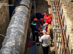 У Харкові рятувальники дістали травмованого чоловіка з каналу тепломережі