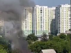 В Харькове произошел масштабный пожар вблизи Центрального рынка: видео